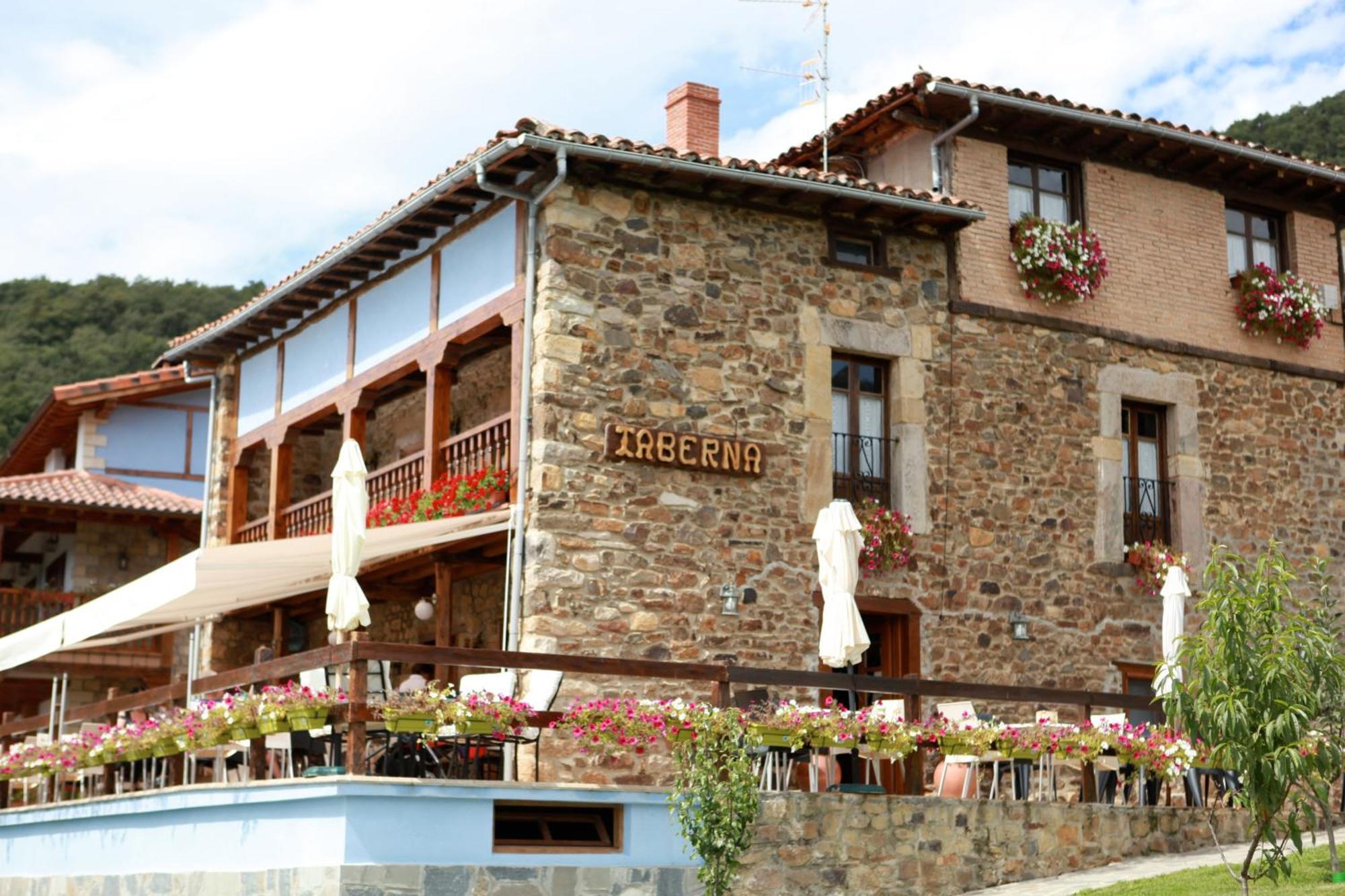 Viviendas Rurales Pena Sagra Cahecho Exterior photo