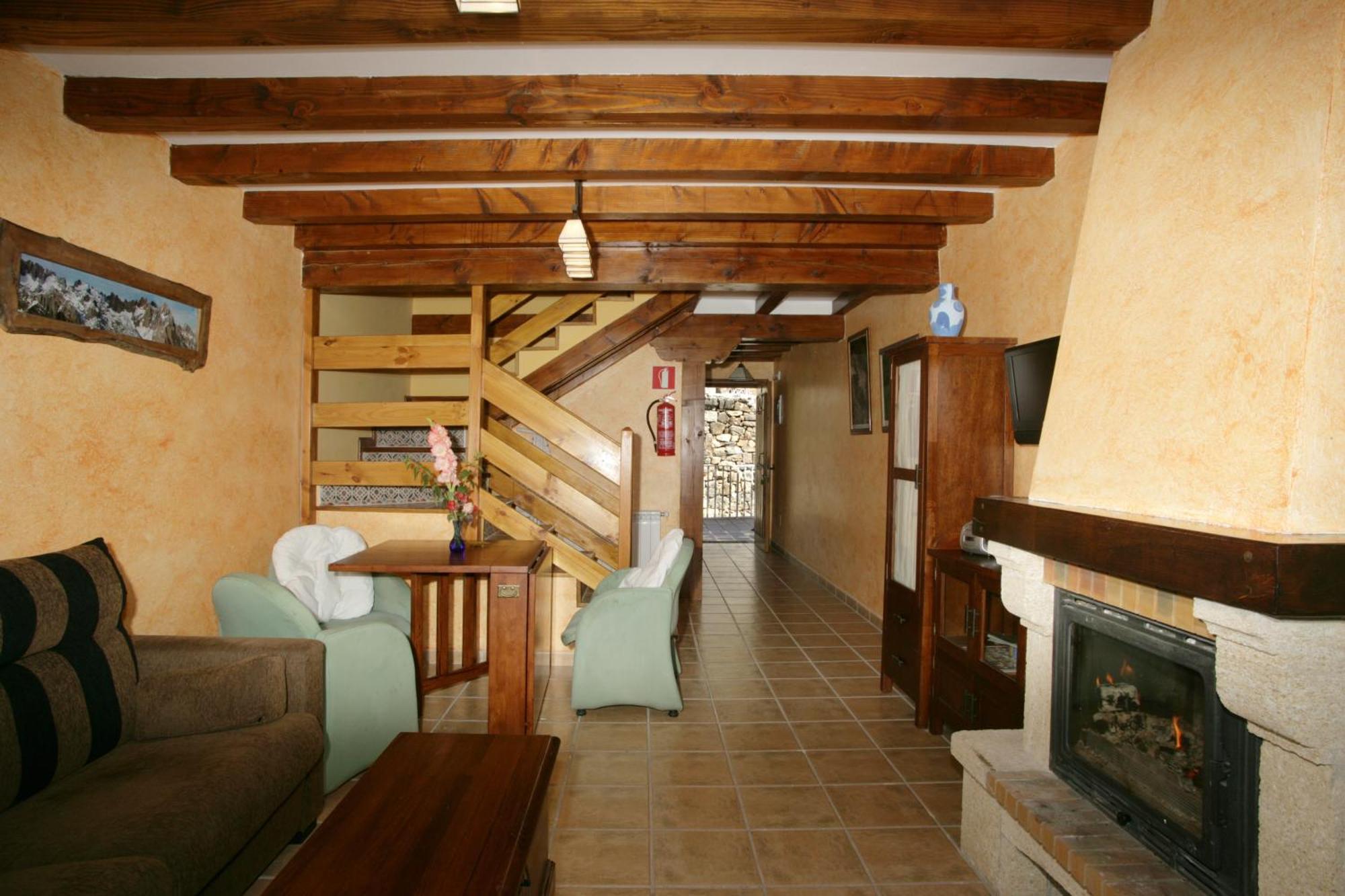 Viviendas Rurales Pena Sagra Cahecho Exterior photo